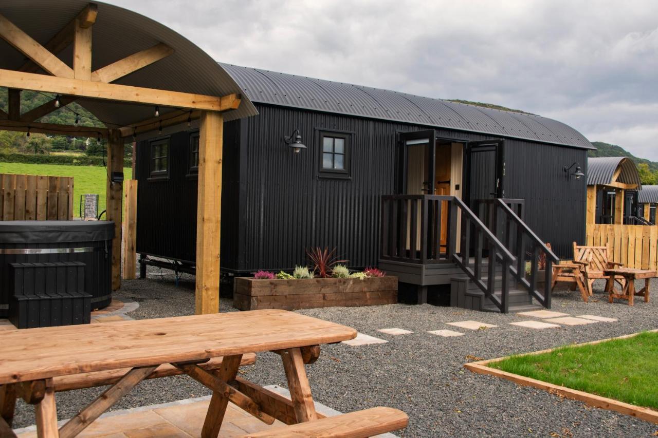 Luxury tent The Shepherds Rests Luxury Glamping, *